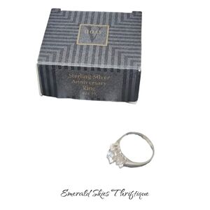 Avon vintage sterling silver anniversary ring